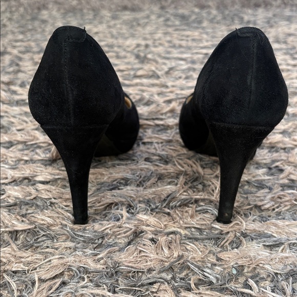 Elegant Marc Fisher Black Suede Women's Heels, Size 6 - Picture 6 of 8